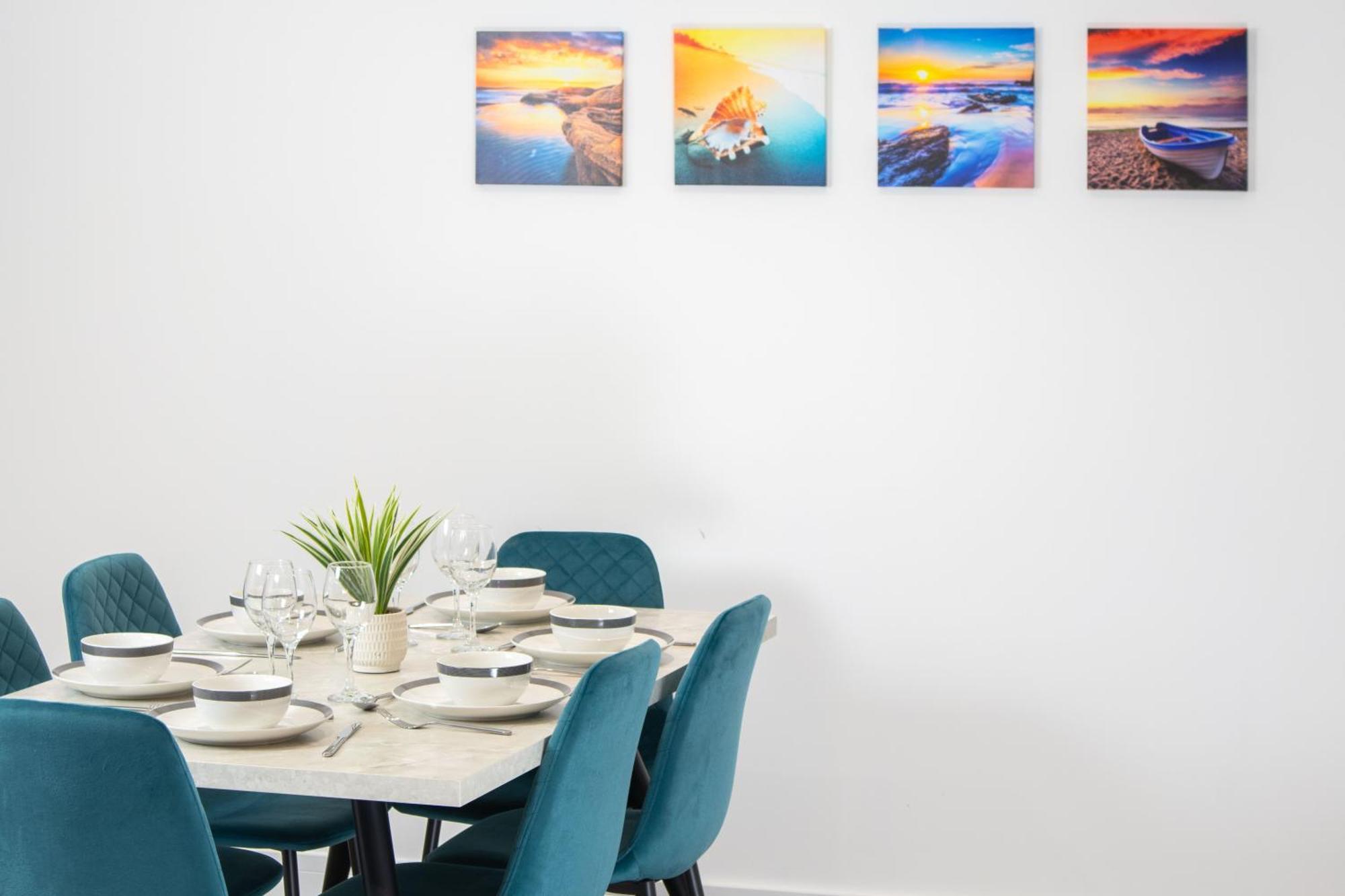 Central 2 Bed 2 Bath Apartment Near Brighton College, Beach, Hospital - Long Stay Offers Kültér fotó